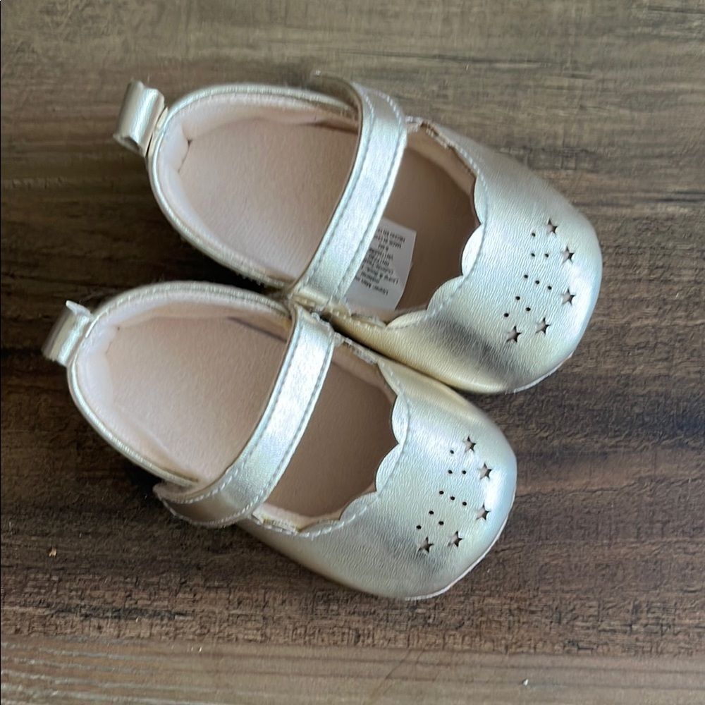 5/$20 Cat & Jack Gold Baby Walker Shoes with Flexible Sole